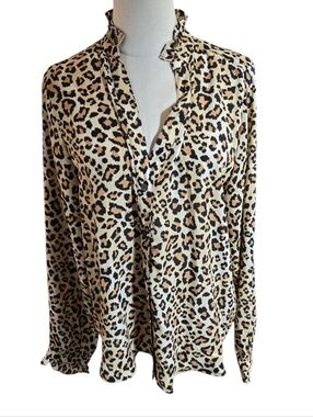On 34tH Cheetah Animal Print Mob Wife Button Front Blouse Top